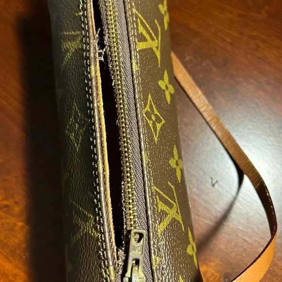 Louis Vuitton Authentic Vintage Mini Papillon EUC Needs new zipper - Picture 2 of 10